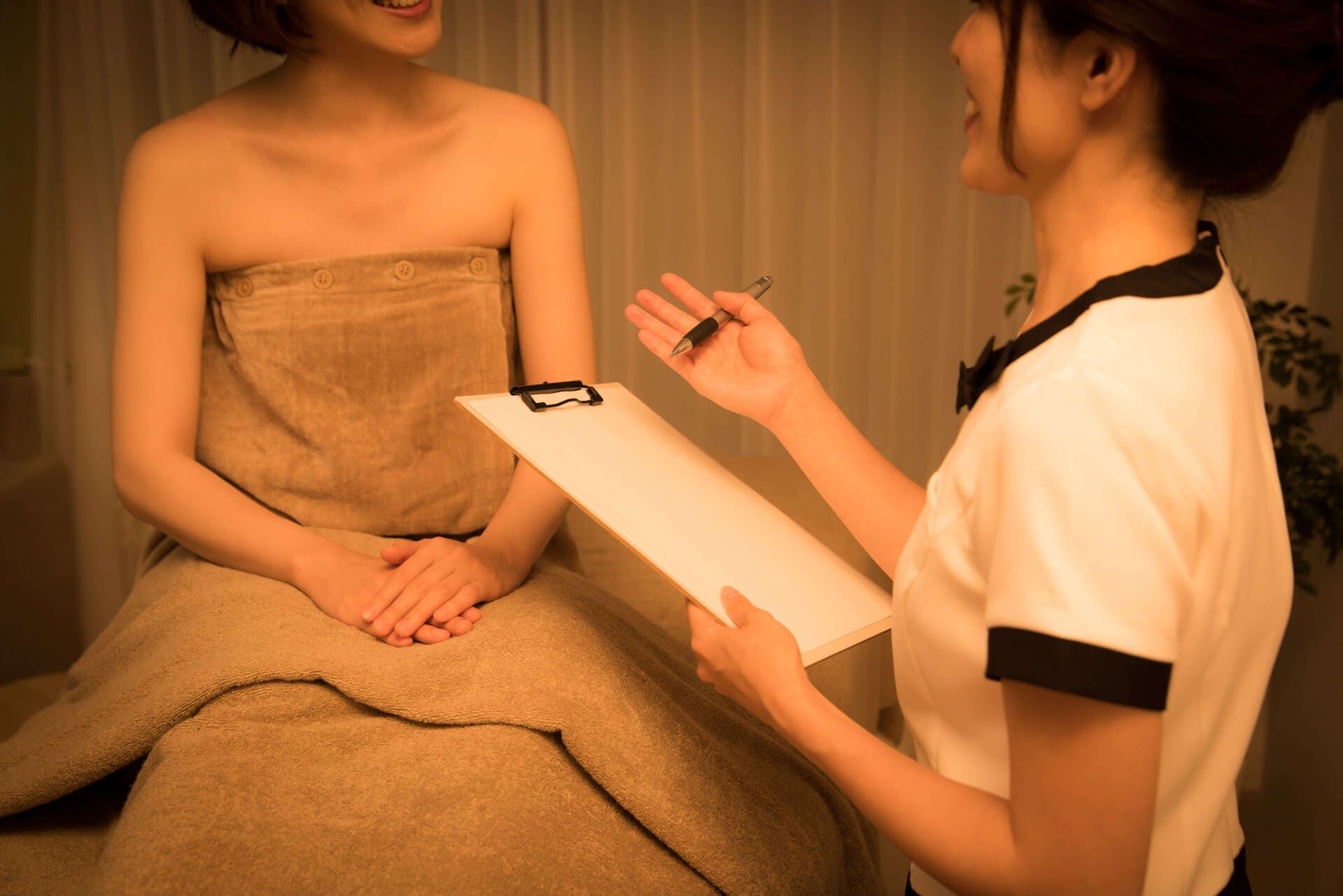 女性